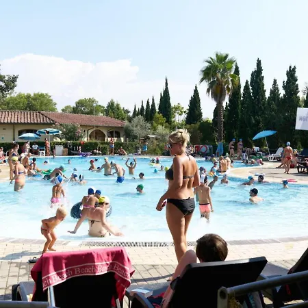 Tent On A Campsite, Near The Beach, Beautiful Lucca At 27 Km Luxury tent Viareggio